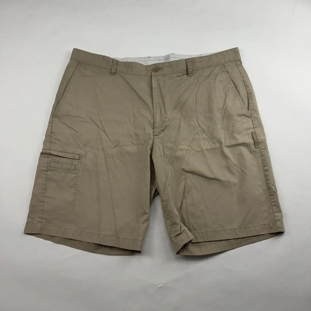 Greg Norman For Tasso Elba FIVE IRON Khaki Chino Shorts Sz 40 Cargo Pocket - Picture 2 of 11